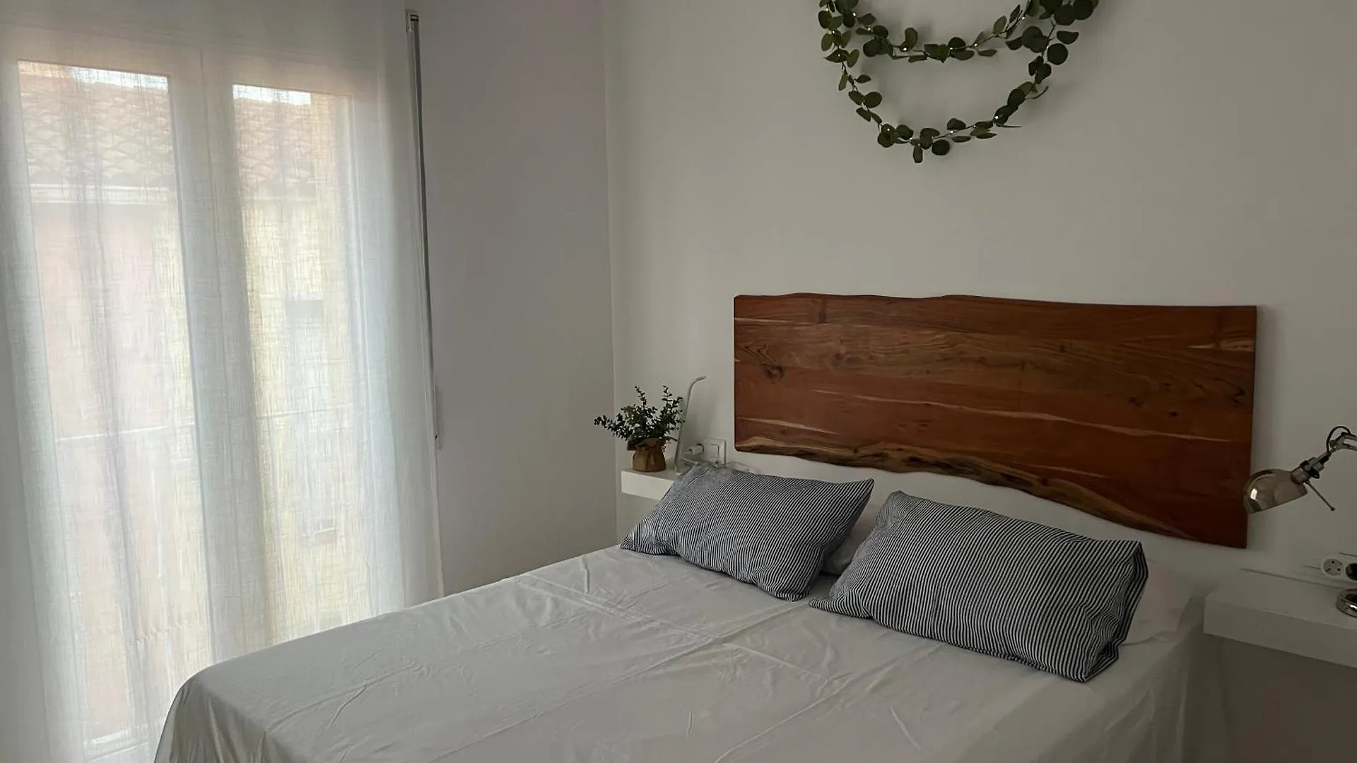 Apartamento Para 4 Personas A 200 M De La Playa. Empuriabrava